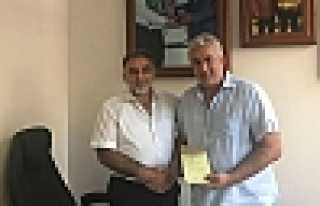 Sakal’dan Kızılay’a Kurban Bağışı