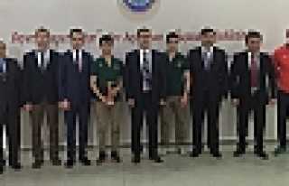 ŞAMPİYON ÖĞRENCİLER AKBIYIK'I ZİYARET ETTİ