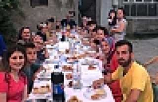 SANDIKÇI AİLESİ İFTARDA BULUŞTU