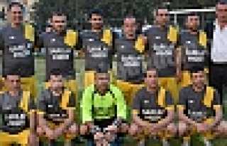 SARILAR YEDİ BİTİRDİ