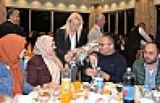 SAÜ’DEN ÖĞRETMENLER GÜNÜ KUTLAMASI