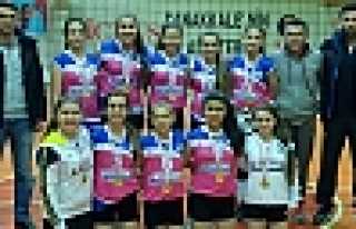 ŞEHİT MAHMUTBEY’İN PARLAYAN YILDIZLARI