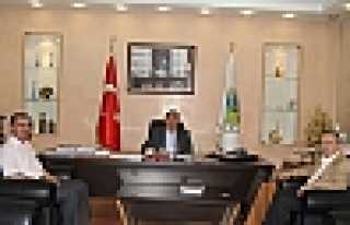 SERENLİ CUMA NAMAZINDA HENDEK’TEYDİ 