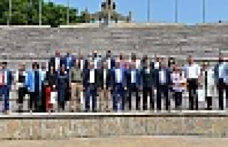 SOSYAL HİZMETLER TOPLANTISI HENDEK’TE YAPILDI