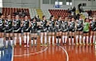 SULTANLAR ELAZIĞ’I AFFETMEDİ 