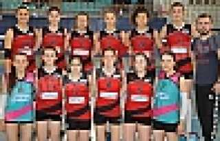 SULTANLAR KAZANMAYI BİLİYOR