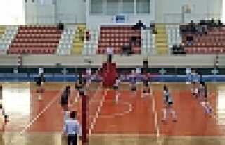 SULTANLAR YİNE KAYBETTİ 0-3