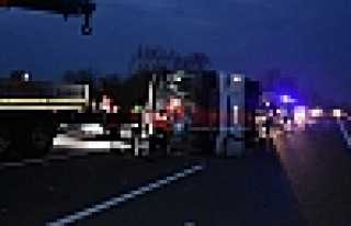 Otobüs Devrildi 5'i Ağır 32 Yaralı