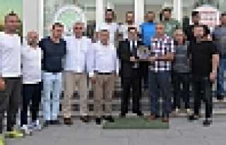 TGF BAŞKANINDAN HENDEK’E TAM NOT