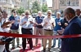 HENDEK'TE TİCARİ CANLILIK HIZLA İLERLİYOR