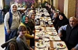 TİRYAKİ BAYAN ESNAFLARLA BULUŞTU