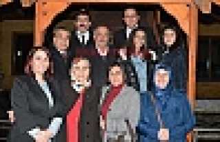 TÜRK EĞİTİM-SEN EMEKLİ ÖĞRETMENLERE YEMEK VERDİ