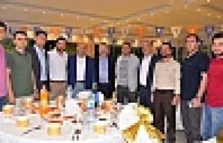 HENDEK AK PARTİ'DEN İFTARLI DANIŞMA TOPLANTISI