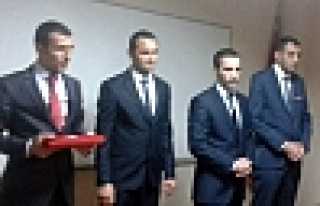 ÜLKÜ OCAKLARINDA BAYRAK DEĞİŞİMİ