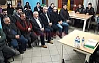 ÜLKÜCÜLER ŞEHİTLER İÇİN KURAN OKUYARAK DUA...