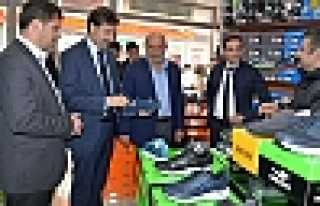 ÜSTÜN,  HENDEK’TE ESNAFLARDAN DESTEK İSTEDİ