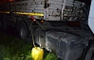 UYANIK POLİS MAZOT HIRSIZINI ENSELEDİ