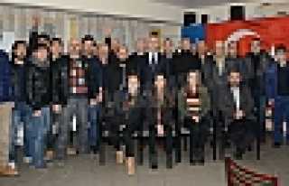 UYGUR TÜRKLERİ İÇİN İMZA KAMPANYASI