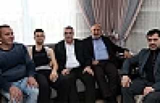 VATAN SİZE MİNNETTAR