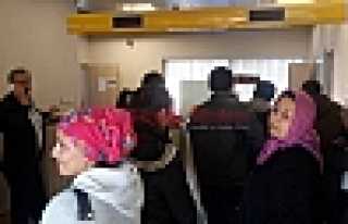 VATANDAŞI İSYAN ETTİREN KUYRUK 