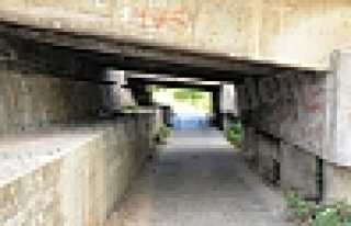 VATANDAŞLAR TRAFİĞE KAPATILMASINI İSTİYOR