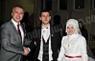 YASEMİN & BURAK BİR ÖMÜR HAYATA YELKEN AÇTILAR