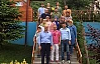 Yemekte Bir Araya Geldiler