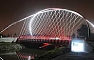 YENİ YOL IŞIL IŞIL