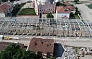 YEŞİLYURT TİCARET MERKEZİ HIZ KAZANDI