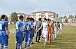 Y.HENDEKSPOR İKİ FARKLA