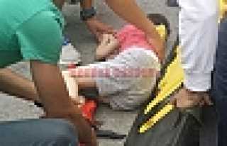 YOLA FIRALAYAN ÇOCUK YARALANDI