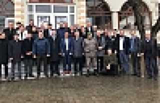 ZİRVEDE BULUŞTULAR