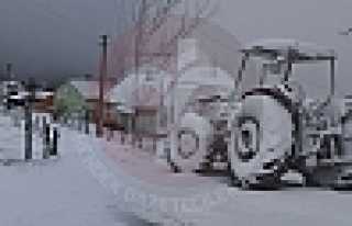 Zirve’de Kış Geri Geldi