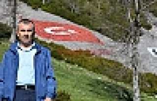 ZİRVEYE TÜRK BAYRAĞI VE ATATÜRK