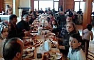 ZİYA GÖKALP KAHVALTIDA BULUŞTU