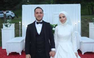 Elanur ve Batuhan Hayatlarını Birleştirdi