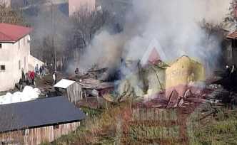 Ev ve Samanlık Küle Döndü