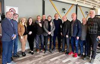 Anılar Tazelendi: 1983-1984 Yılı Hendek Lisesi Mezunları Buluştu