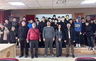 Hendek’te Gençlere Obezite Ve Sağlıklı Beslenme Eğitimi Verildi