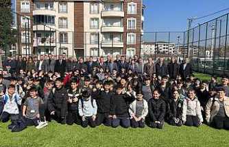 Hendek’te Okullara Spor Malzemesi Desteği