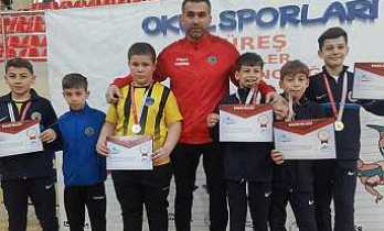 Hendek İmam Hatip Lisesi Takım Halinde Şampiyon