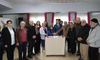 Hendek’te Yaşlılar Haftası Kapsamında Anlamlı Ziyaret