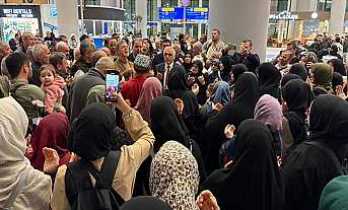 İnci’nin Girişimleri Sonuç Verdi, Umre Mağdurları Yurda Döndü