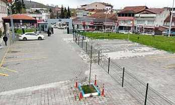 Polis Haftası Etkinliklerine Tel Örgü Gölgesi…