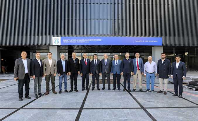 Hendek MYO’da İlk Dersi Rektör Ve OSB Başkanı Verdi