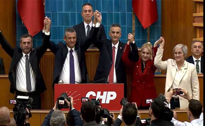 Ümit Dikbayır CHP’de