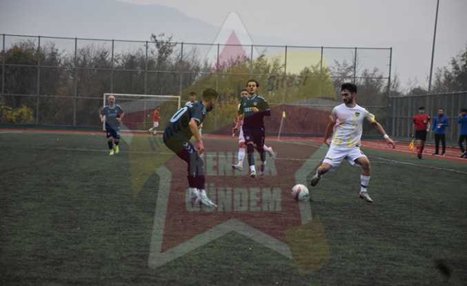 Rasimpaşaspor Sahasında Lidere Kaybetti 1-2