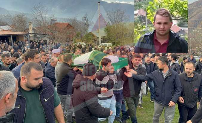 İlmek Dualarla Son Yolculuğuna Uğurlandı