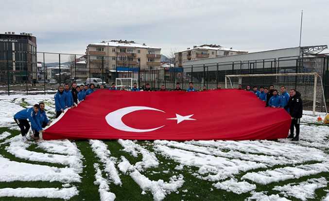 Hendekspor Sahaya İndi