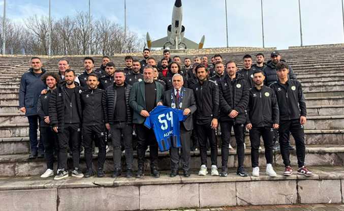 İnci’den Hendekspor’a Moral